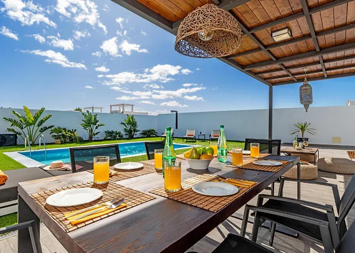 Natalia Playa Blanca